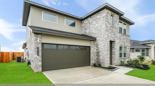 Building Photo - 8043 House bank Ln