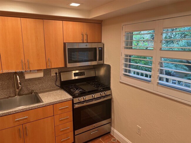 Foto del edificio - 13100 SW 92nd Ave