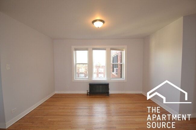 Foto del edificio - 4606 N Kildare Ave