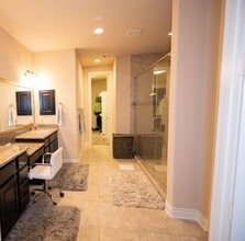 Building Photo - 15303 Westland Gate Dr