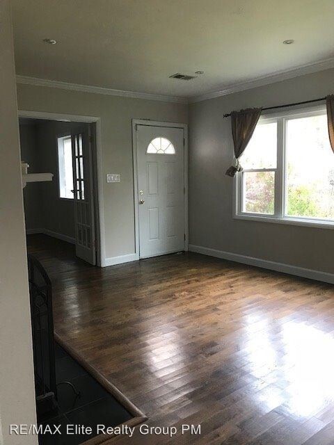 Building Photo - 3 br, 2 bath House - 19 W Bayshore Blvd.