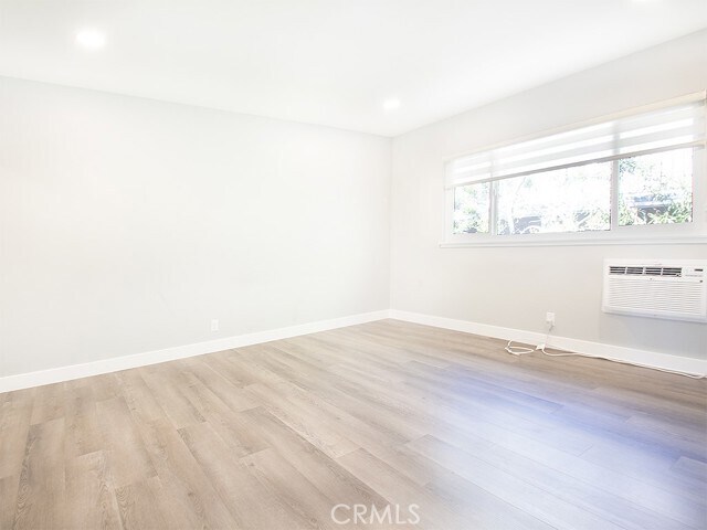 Foto del edificio - 2027 Vista Del Mar Ave