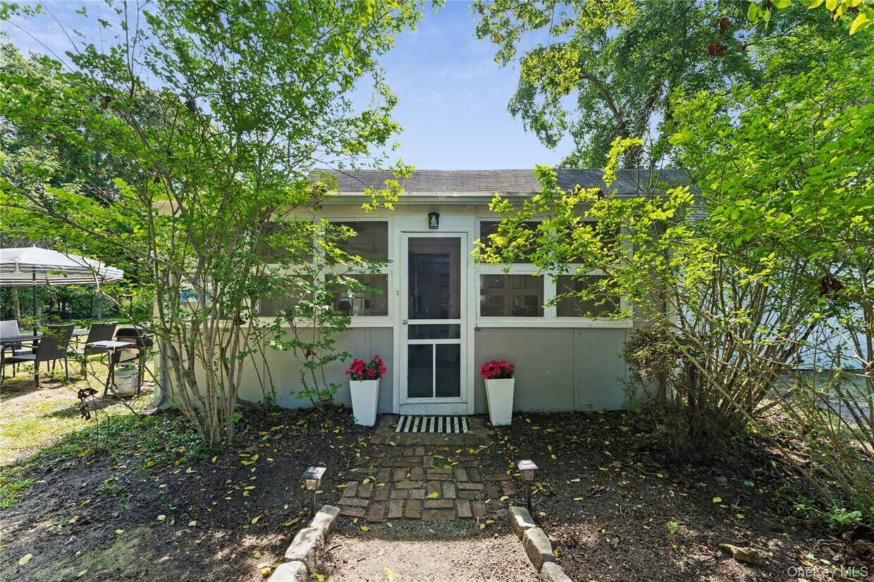Foto principal - 36 Lamb Ave