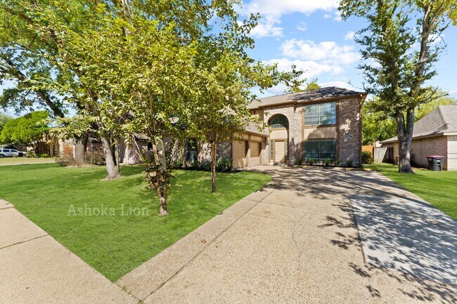 Building Photo - Coming Soon ! Come check out this beautifully upgraded home today!