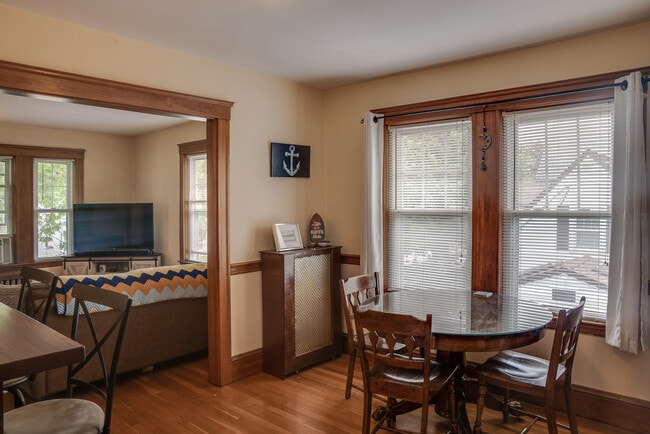 Building Photo - 26 Donnybrook Rd