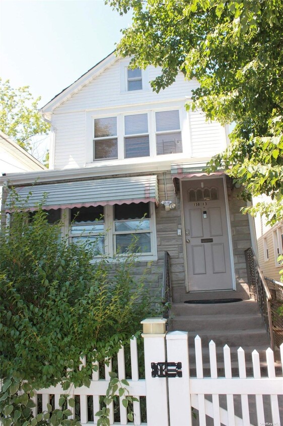 Primary Photo - 150-13 119th Ave
