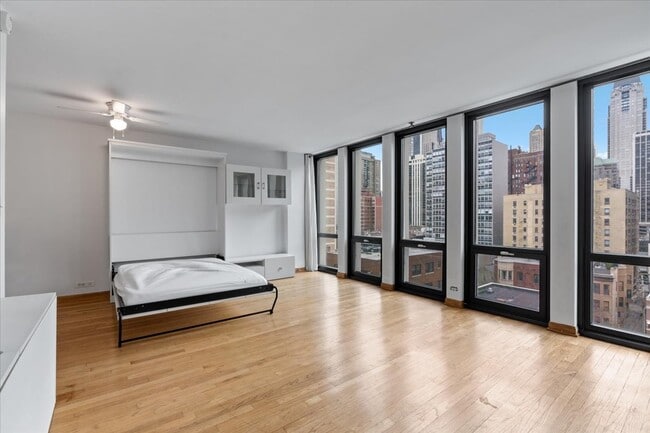 Building Photo - 1 E Scott St