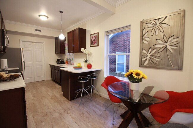 Foto del edificio - 3307 Rhode Island Ave