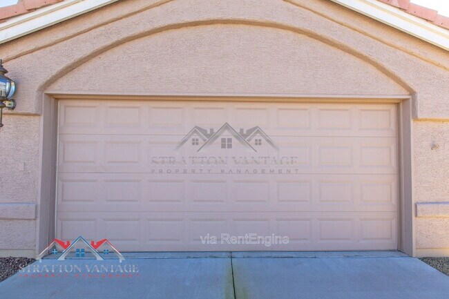 Foto del edificio - 24625 S Rosewood Dr