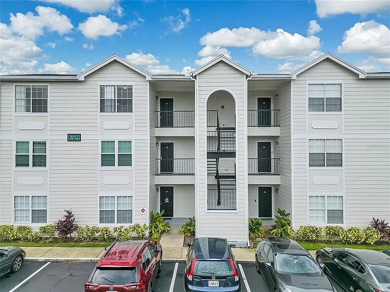 Foto principal - 2550 N Alafaya Trail