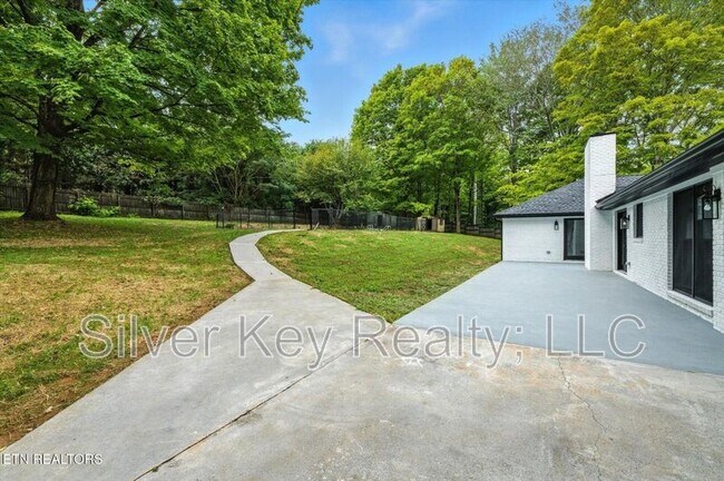 Foto del edificio - 1113 Srpingfield Drive
