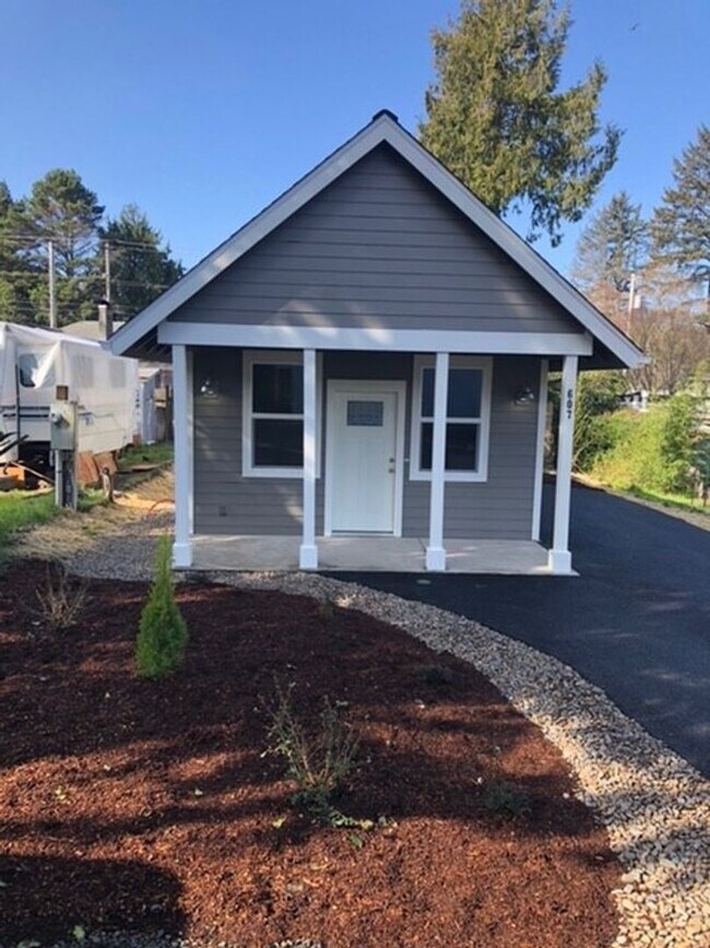 Foto del edificio - Pet Friendly Single Family Cottage