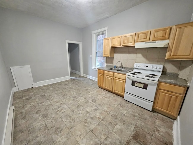 Building Photo - 3545 N 11th St