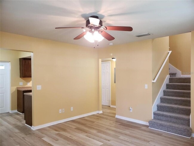 Building Photo - 1364 Fairway Dr