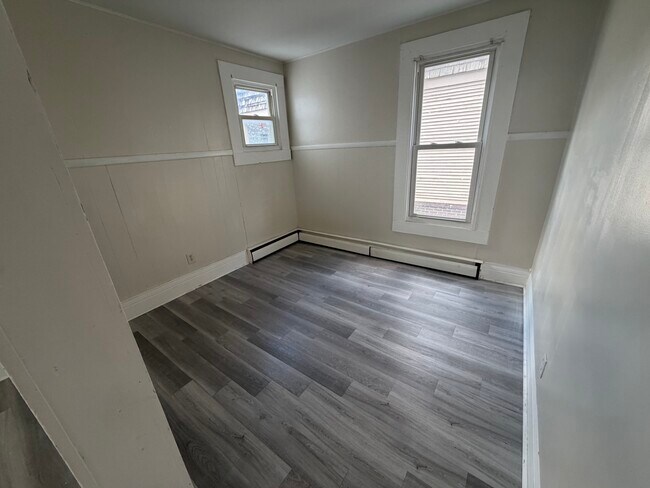 Foto del edificio - 124 State Fair Blvd