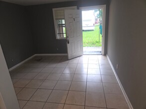 Building Photo - 1277 W 27th St