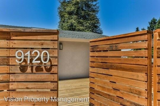 Building Photo - 4 br, 3 bath House - 9120 Skyline Blvd.