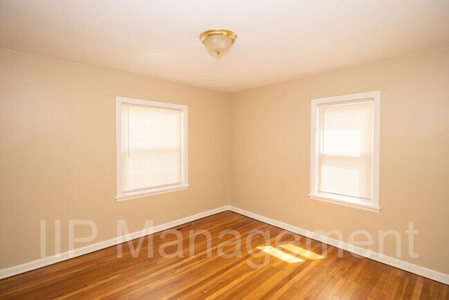 Building Photo - Welcome home to this beautiful 3BR Home in...