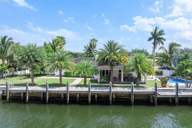 Building Photo - 1481 NE 104th St