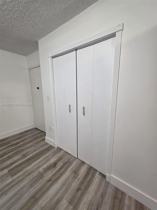 Foto del edificio - 506 NW 87th Ave