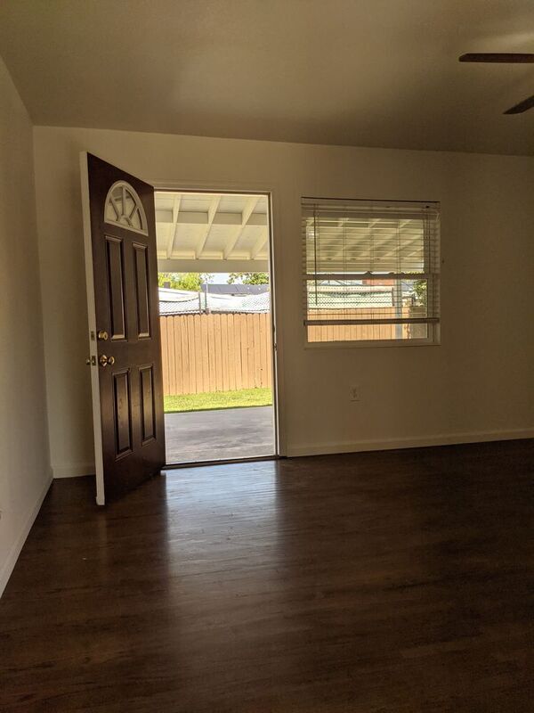 Foto del edificio - 15411 Fernview St
