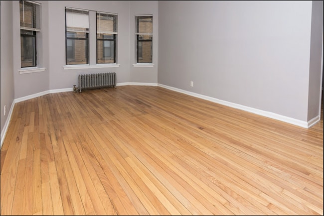 Building Photo - 3 bedroom in Chicago IL 60644