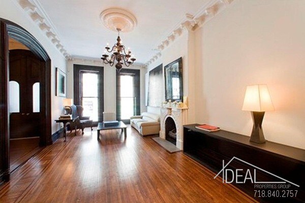 Primary Photo - 267 Lafayette Ave