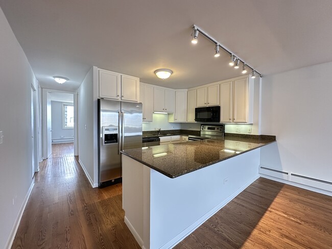 Foto del edificio - 1349 N Dearborn St