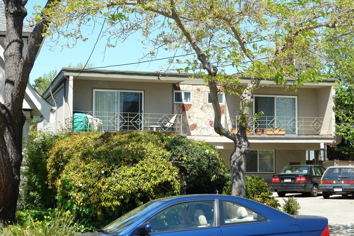 Building Photo - 1809 Blake St