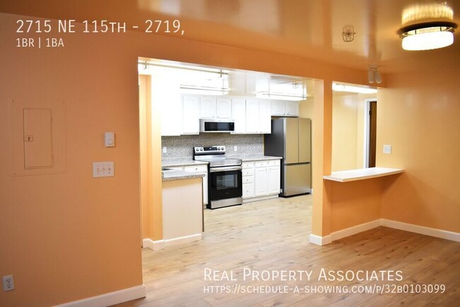 Building Photo - Spacious Apartment in Lake City