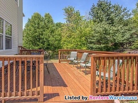 Building Photo - 391 Dandridge Dr