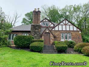 Building Photo - 4049 Victory Pkwy