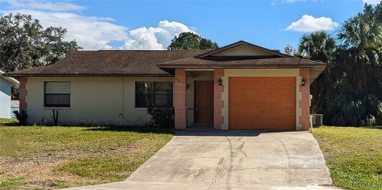 Foto principal - 4065 N Little Hawk Point