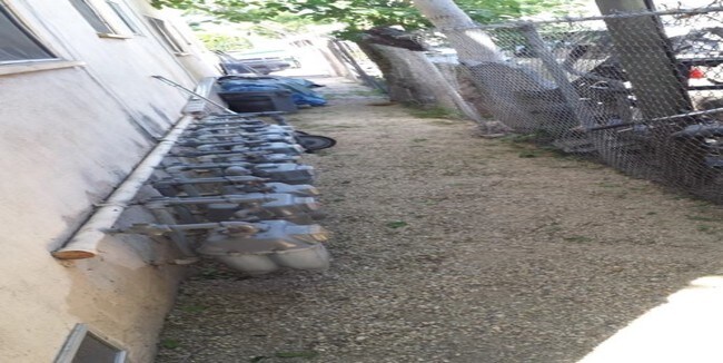 Building Photo - 6930 Simpson Ave