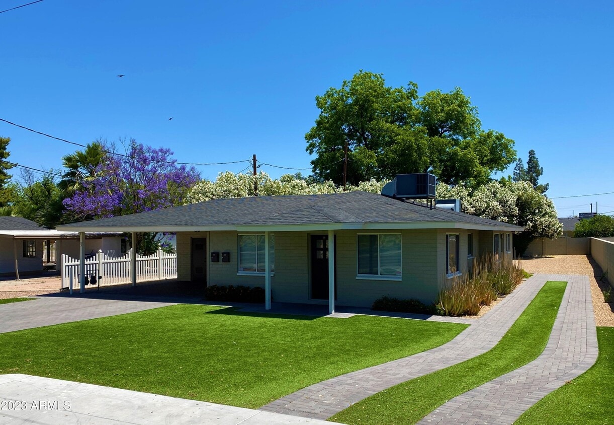 Primary Photo - 33 N Hobson