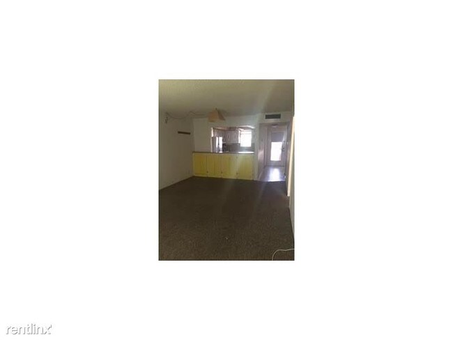 Building Photo - 2541 Aragon Blvd