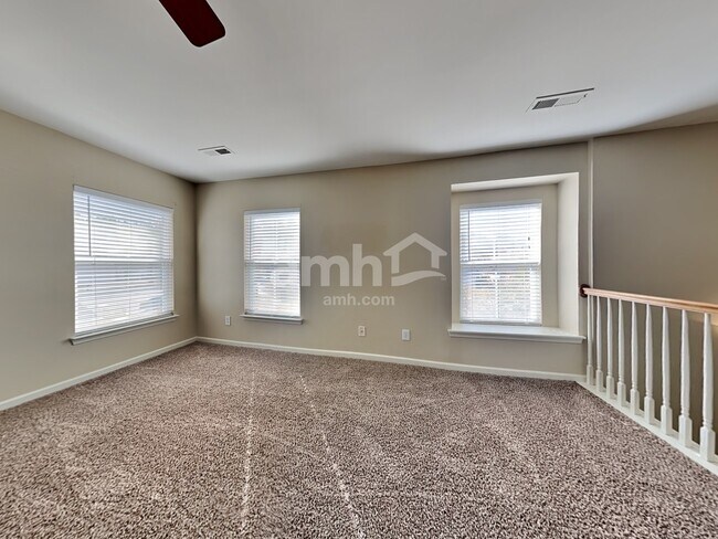 Building Photo - 127 Salt Meadow Ln