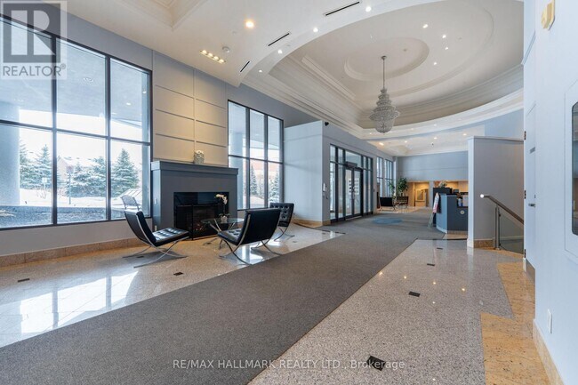 Photo du bâtiment - 11121 Yonge St