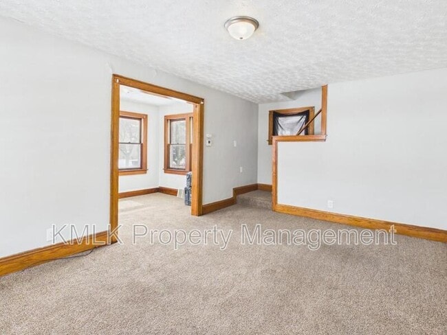 Building Photo - 806 Crouse St