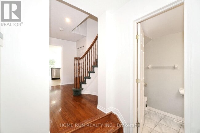 Building Photo - 9 Angus Dr