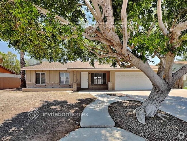 Building Photo - 3118 N Pleasant Dr
