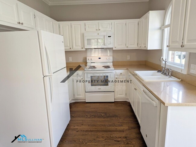 Foto del edificio - 1306 Hampshire Ct