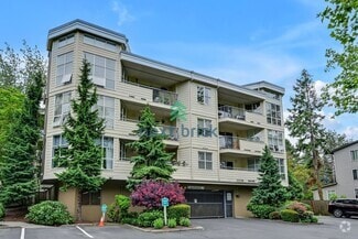 Building Photo - 424 102nd Ave SE