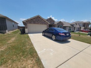 Building Photo - 5901 Xene Dr
