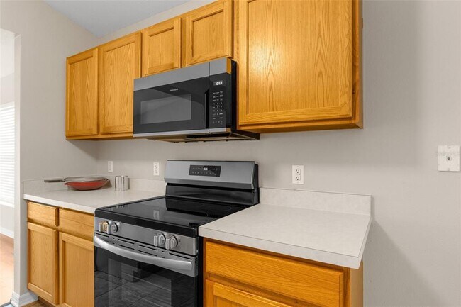 Foto del edificio - 3220 Bellericay Ln