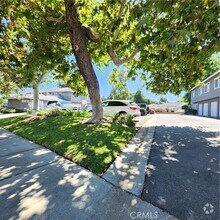 Building Photo - 2133 N Orange Olive Rd