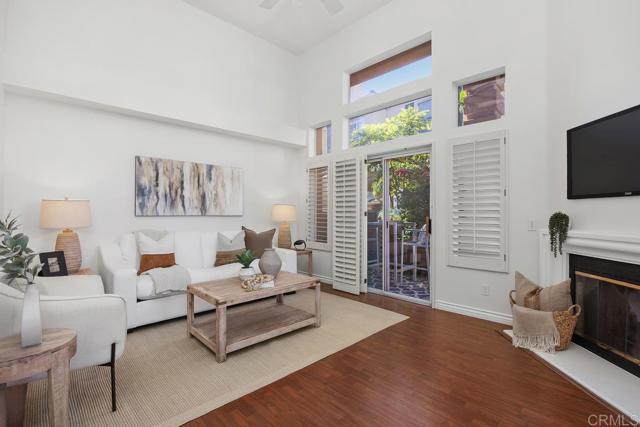 Foto del edificio - 7122 Calabria Ct