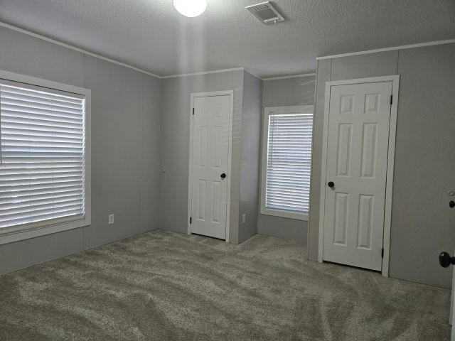 Foto del edificio - 10826 Bryan Rd