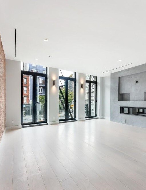 Primary Photo - 320 Bowery