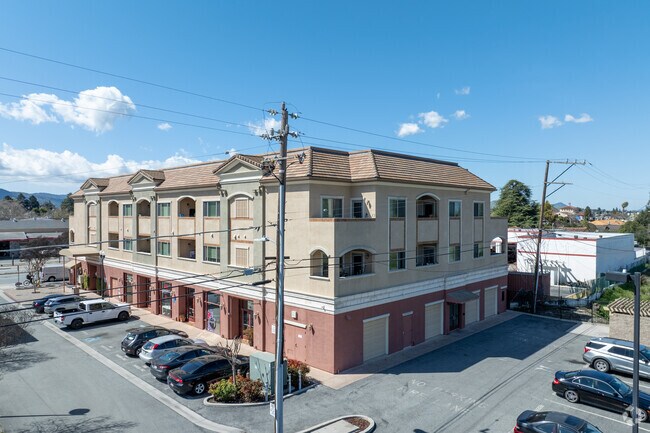 Building Photo - AJ Monterey St